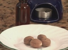 aromatherapy with nutmeg